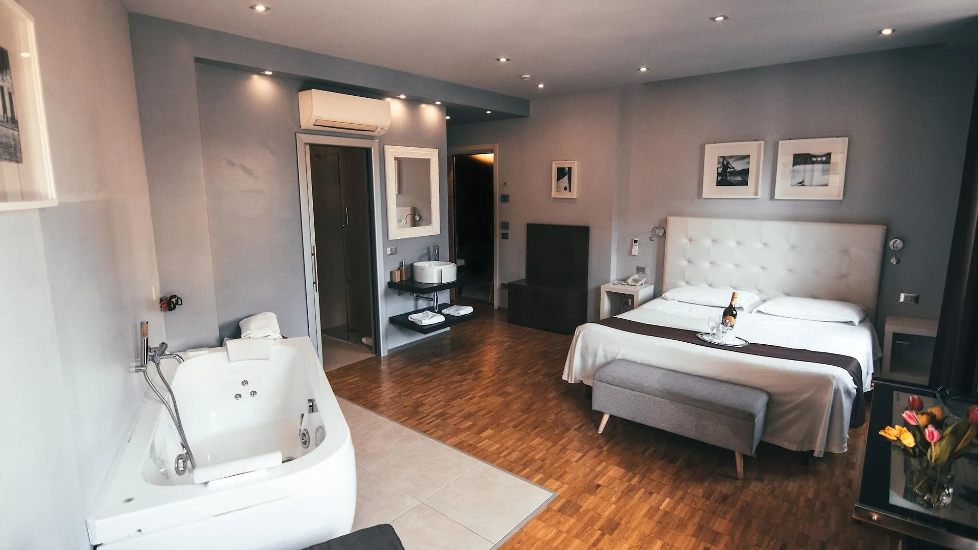 Hotel Orcagna Firenze 2*,  Olaszország